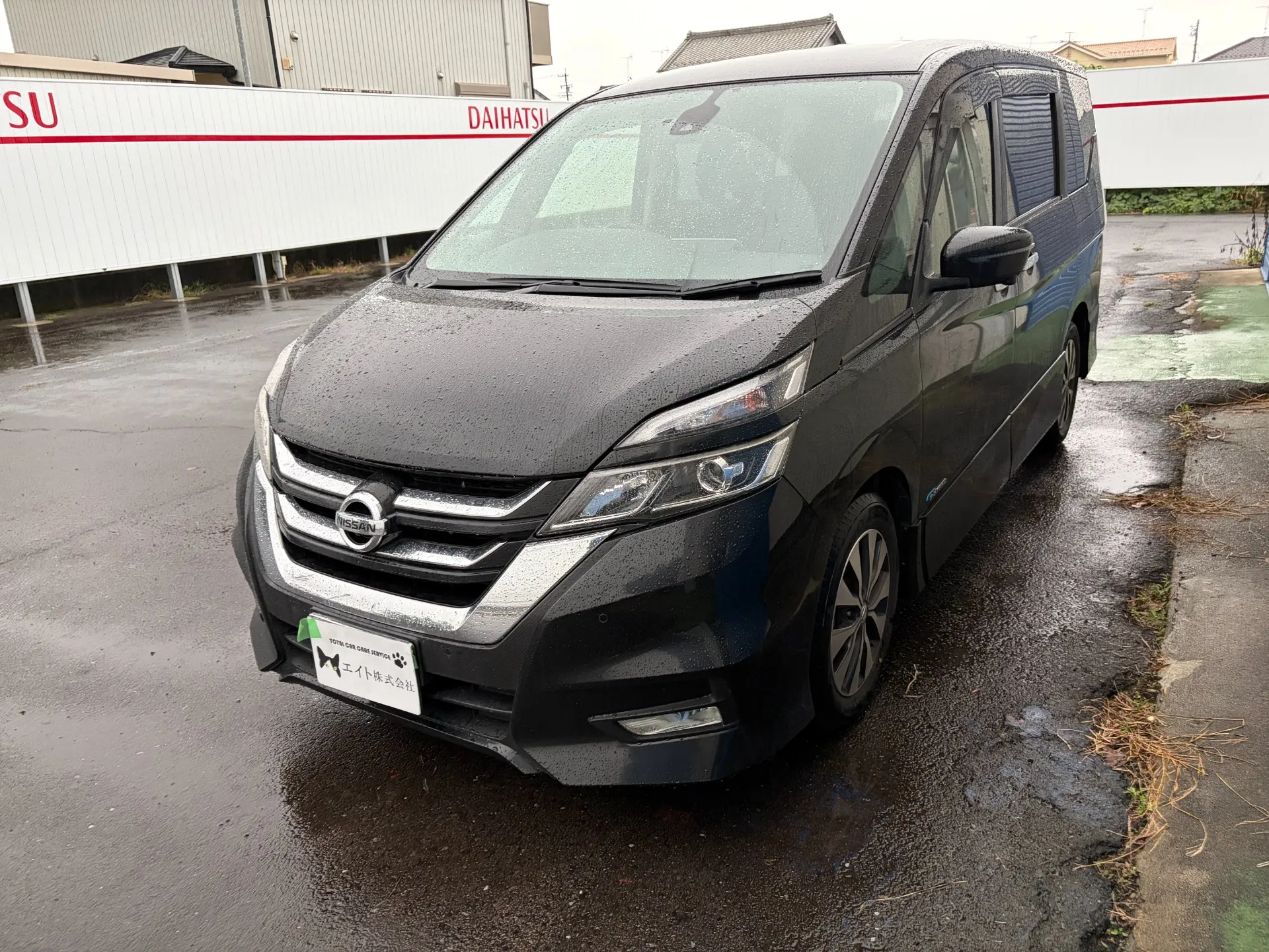 車検整備　　あいにくの雨で洗車は出来ませんでした